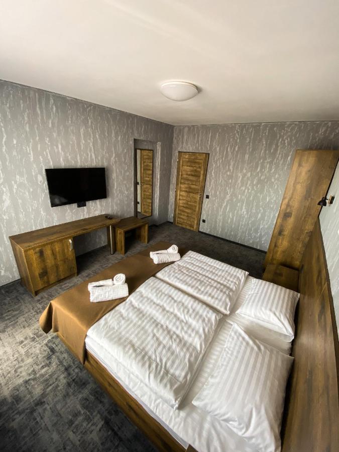 Hotel Petra ฮราบูชิเซ ภายนอก รูปภาพ
