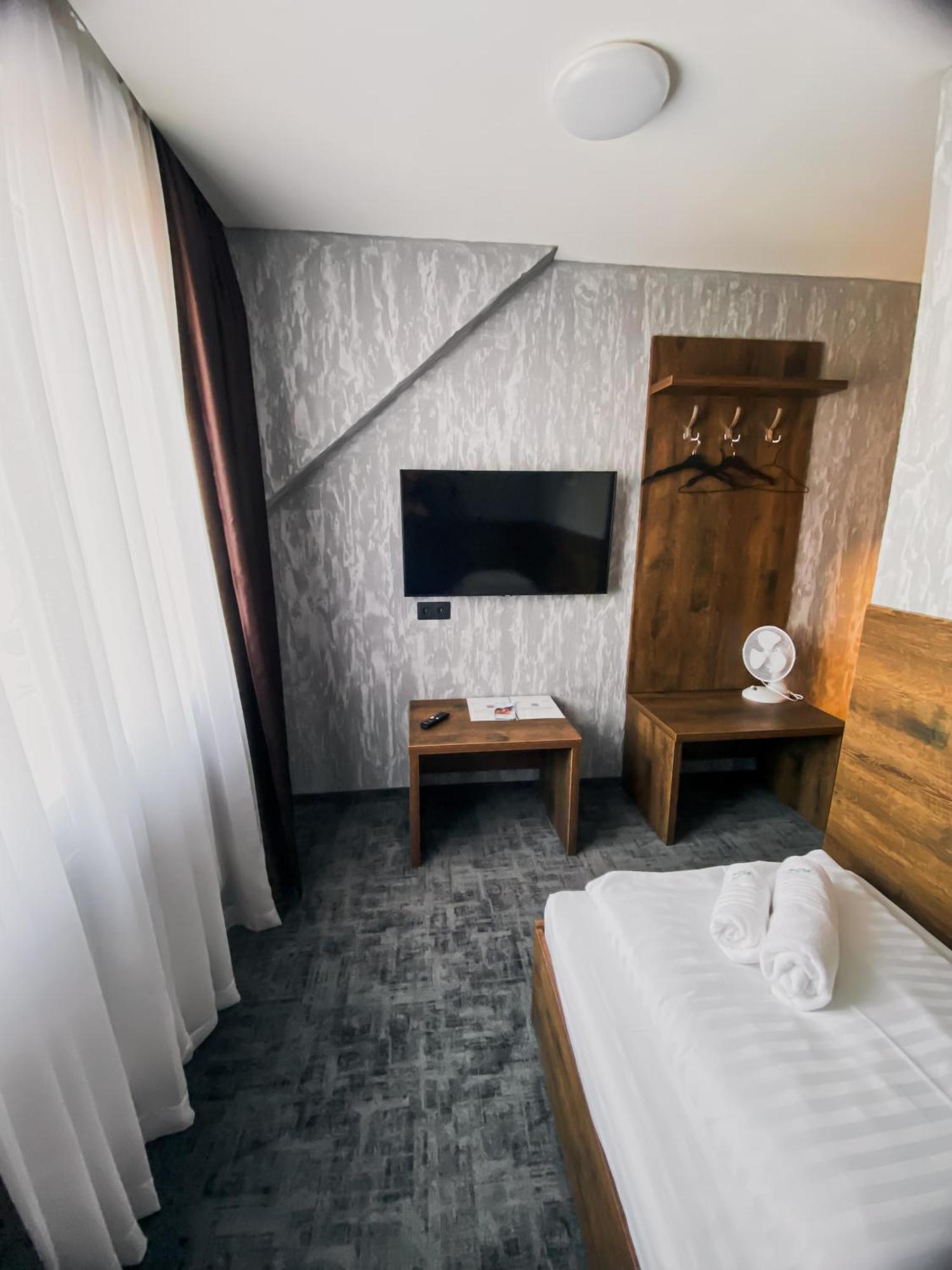 Hotel Petra ฮราบูชิเซ ภายนอก รูปภาพ