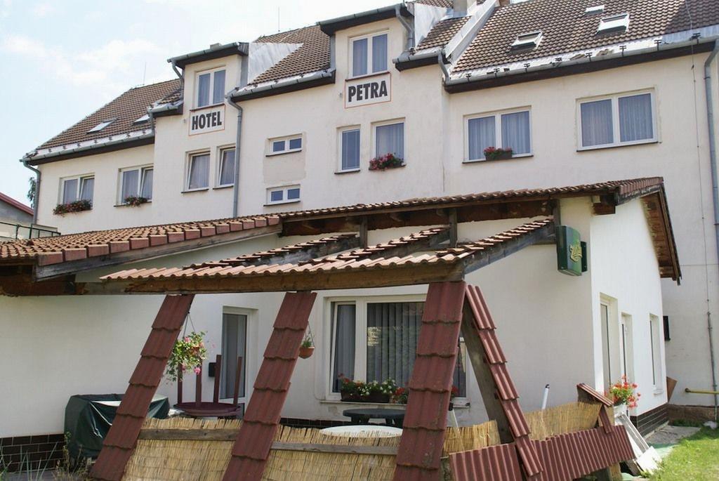 Hotel Petra ฮราบูชิเซ ภายนอก รูปภาพ